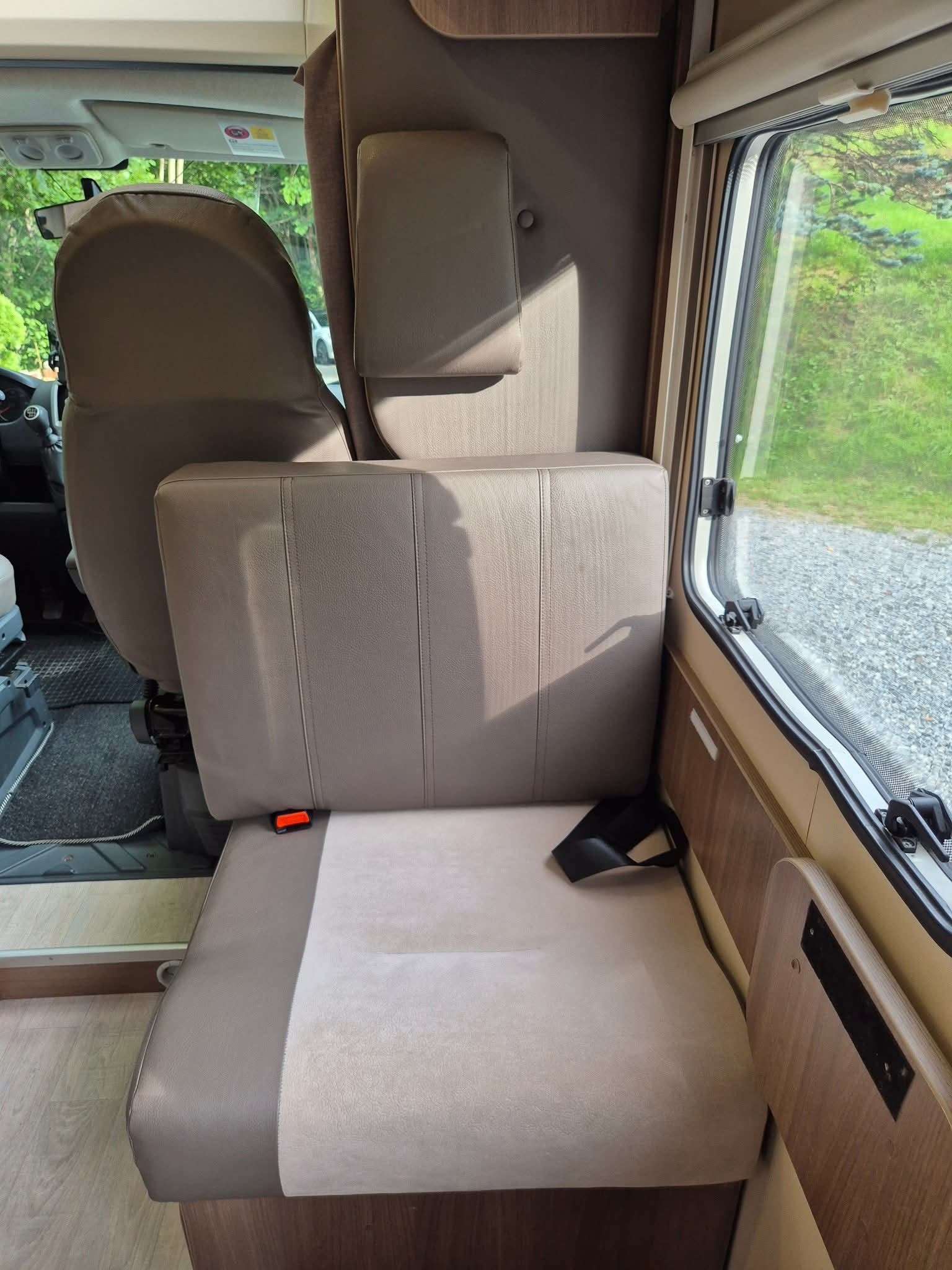 Camping car Chausson Titanium