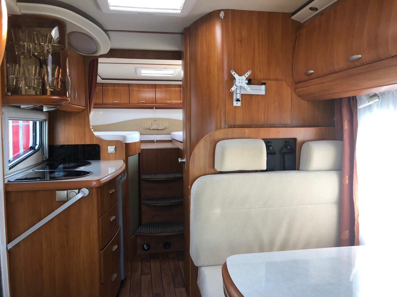 Camping car Hobby T 500 GESC