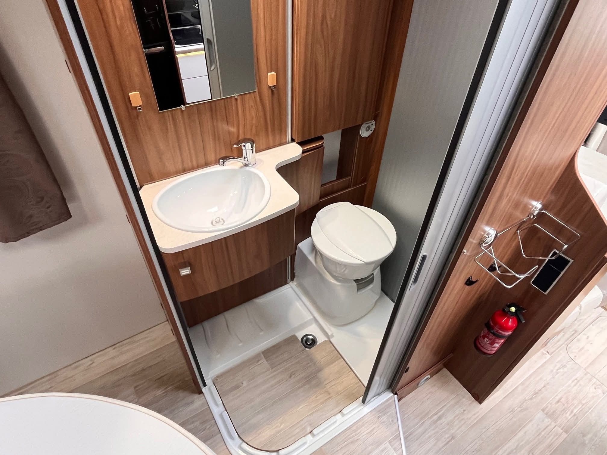 Camping car PILOTE G650 ESSENTIEL