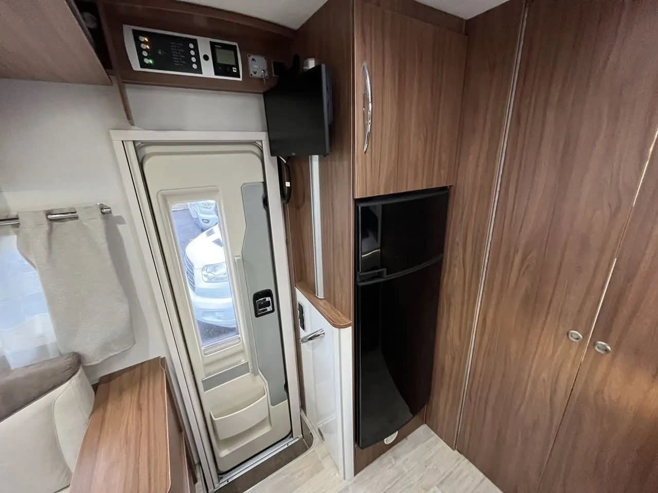 Camping car PILOTE P716 ESSENTIEL