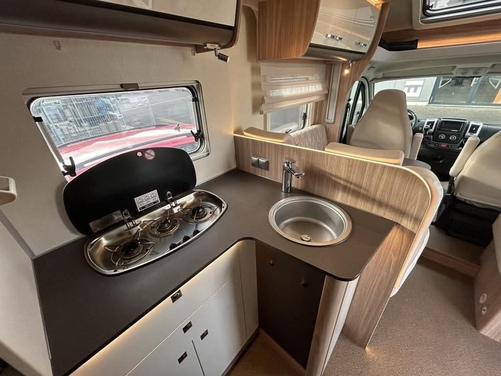 Camping Car Bürstner Limited T 727 G