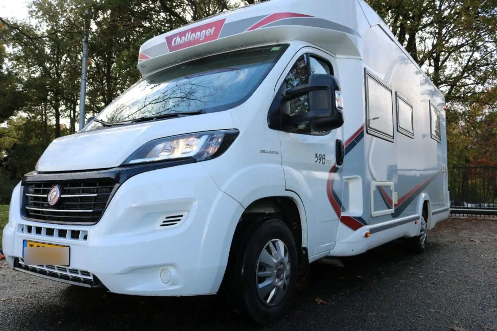 Camping car CHallenger Graphite 398 XLB