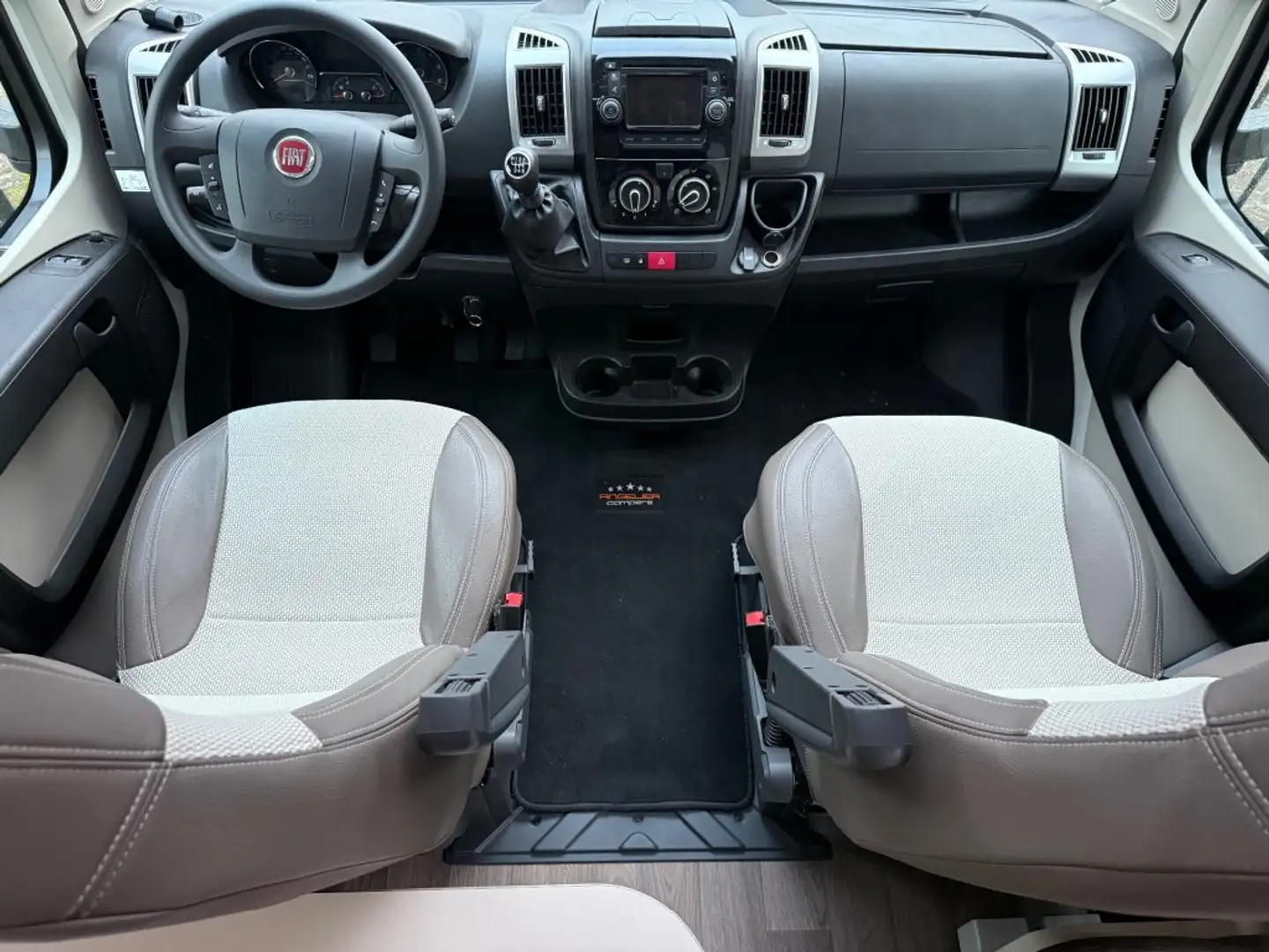 Camping car CHallenger Graphite 398 XLB