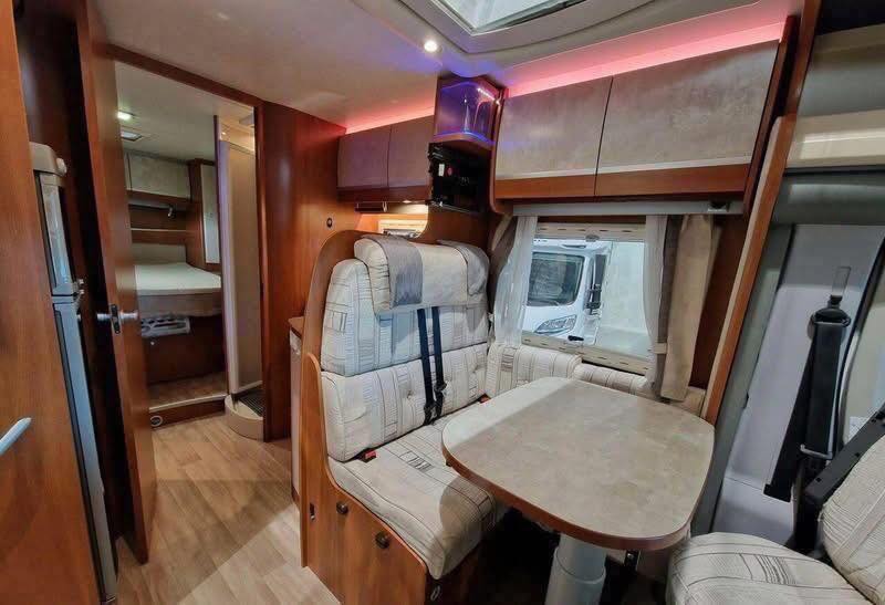 Camping Car Challenger Mageo 118