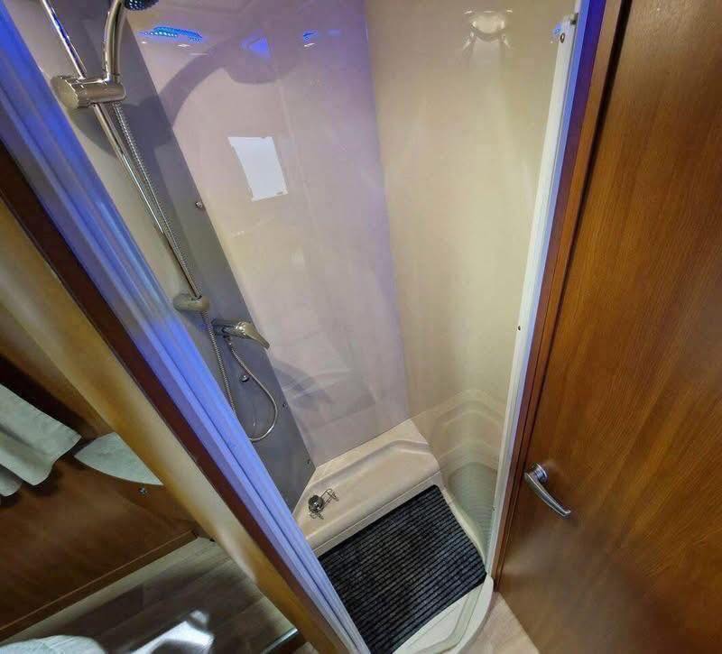 Camping Car Challenger Mageo 118