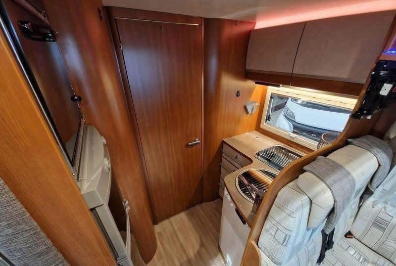 Camping Car Challenger Mageo 118