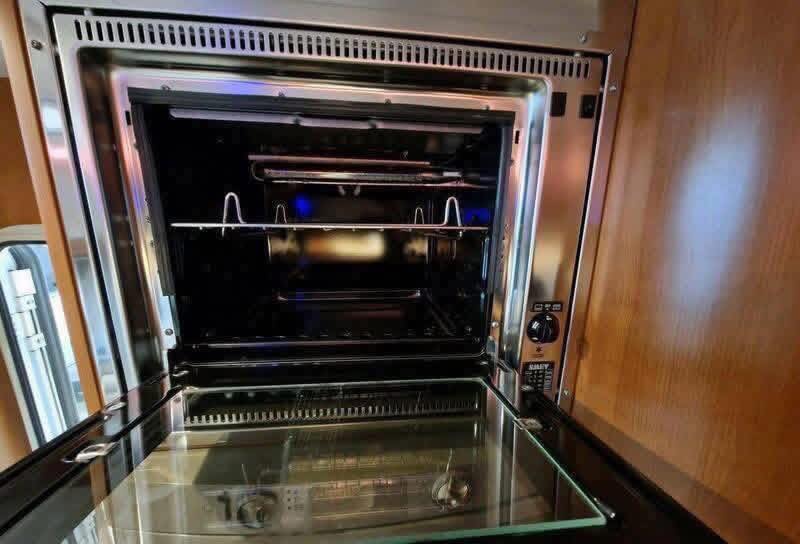 Camping Car Challenger Mageo 118