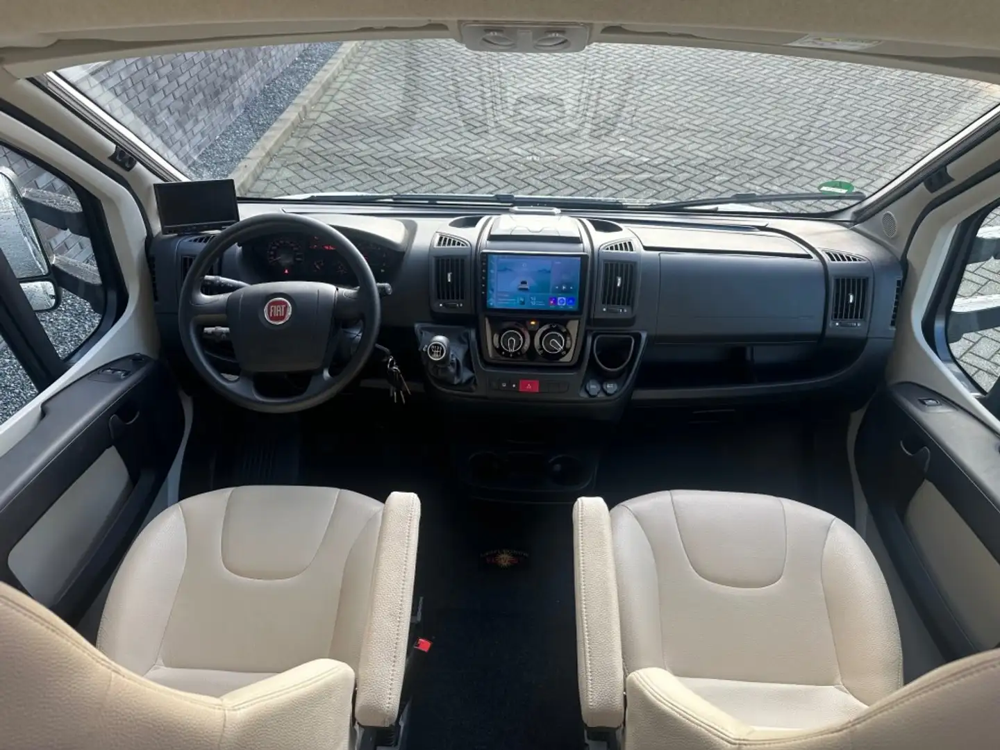 Camping car Bürstner Ixeo Time