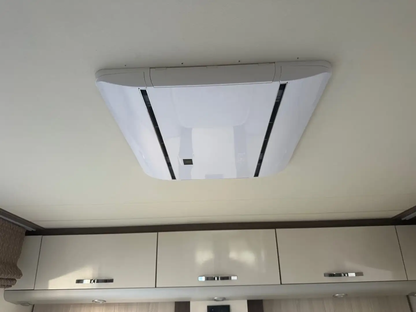 Camping car Bürstner Ixeo Time