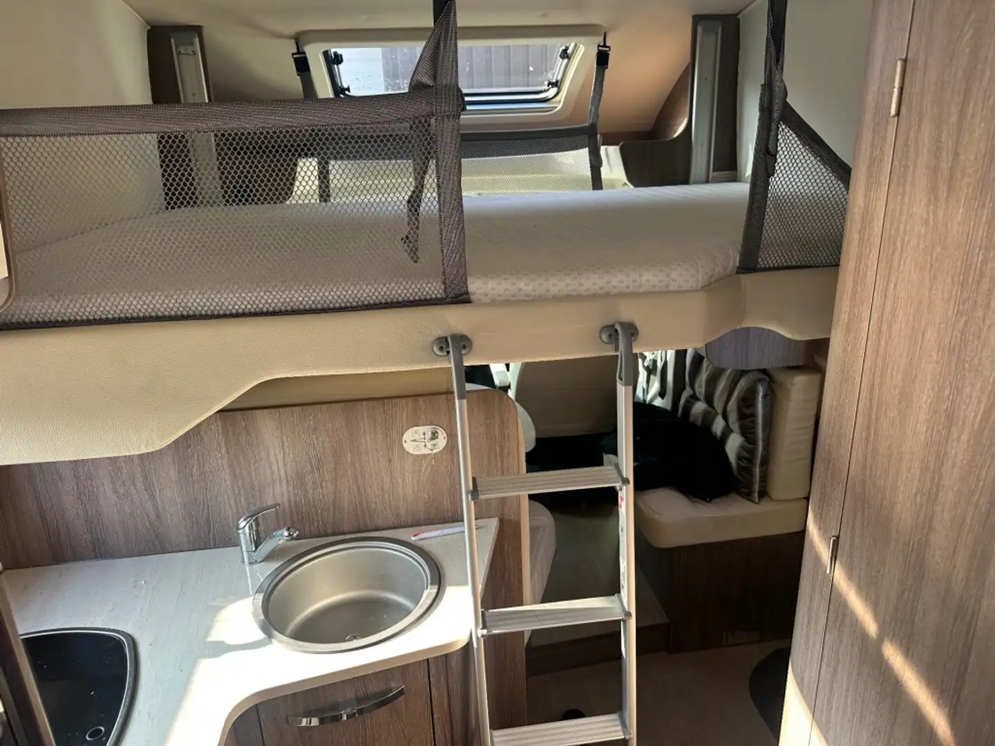 Camping car Bürstner Ixeo Time