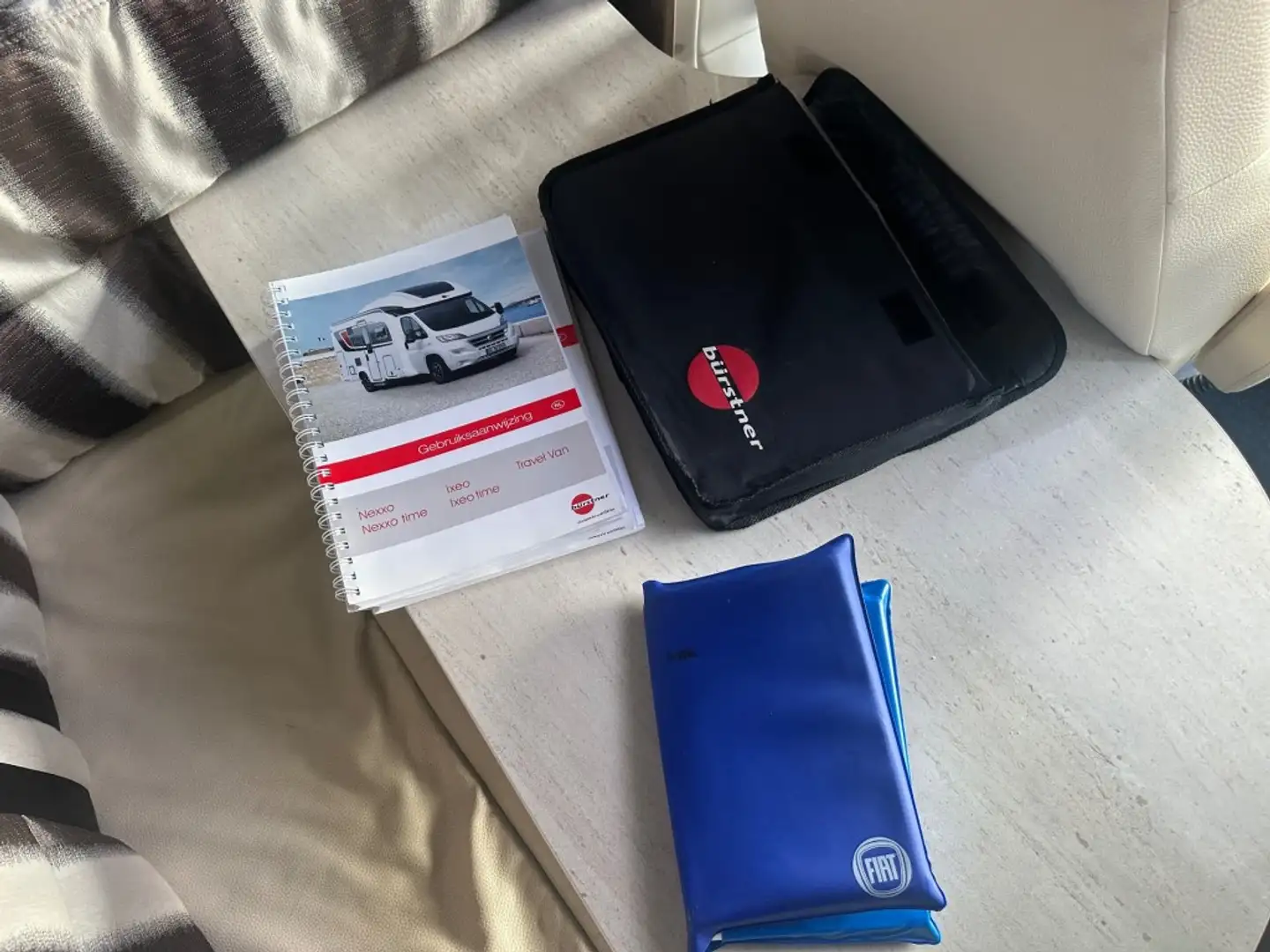 Camping car Bürstner Ixeo Time