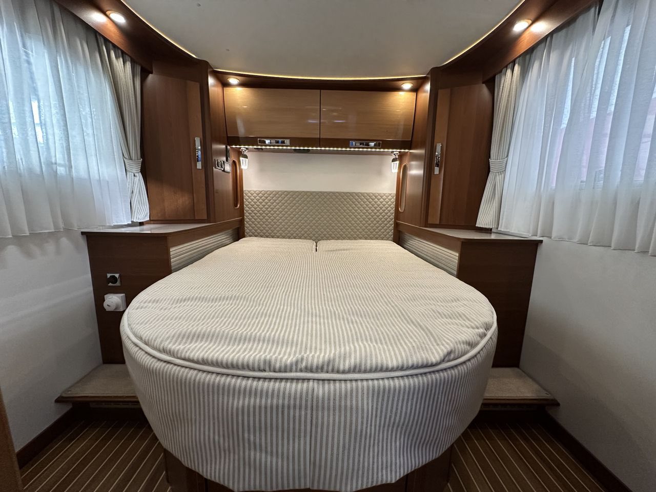 Camping Car Rapido 10000 DFH