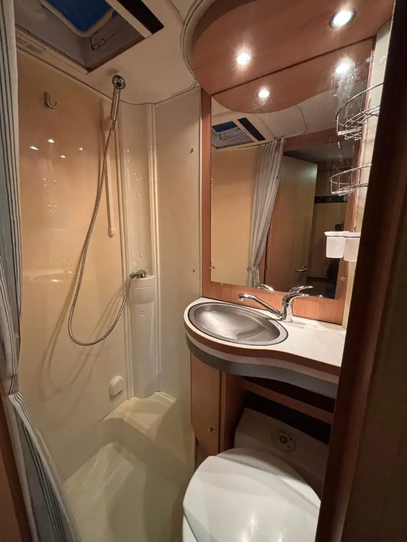 Camping car LMC Liberty A 694