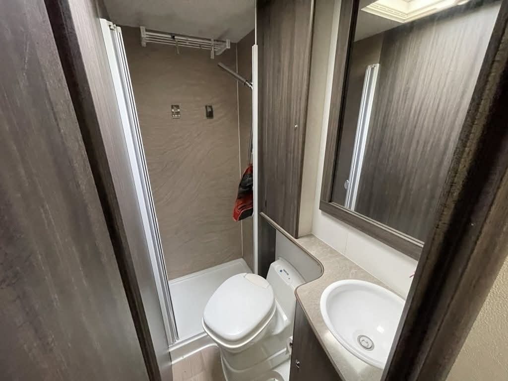 Camping car Fleurette Florium Fleur de Mai 70 LD