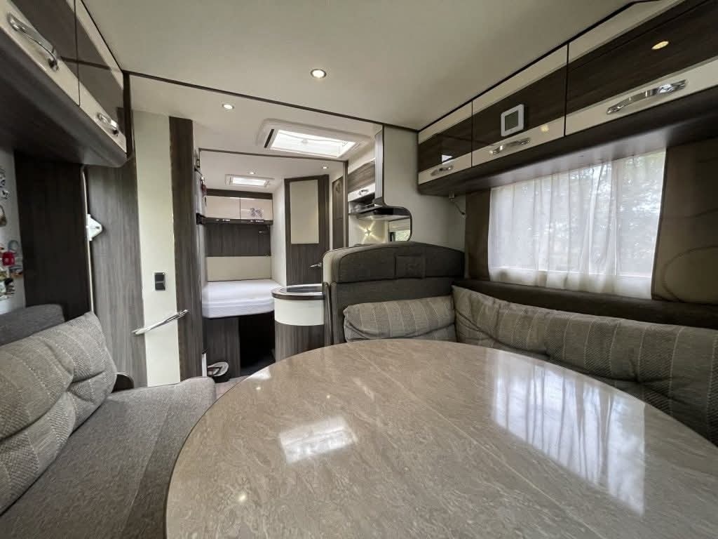 Camping car Fleurette Florium Fleur de Mai 70 LD