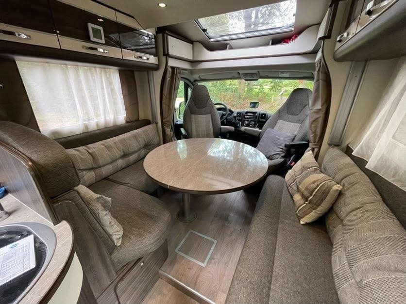 Camping car Fleurette Florium Fleur de Mai 70 LD