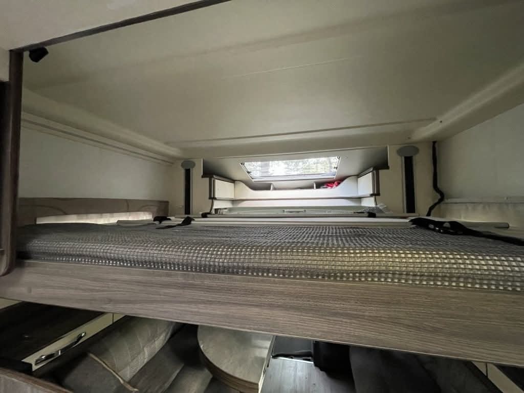 Camping car Fleurette Florium Fleur de Mai 70 LD