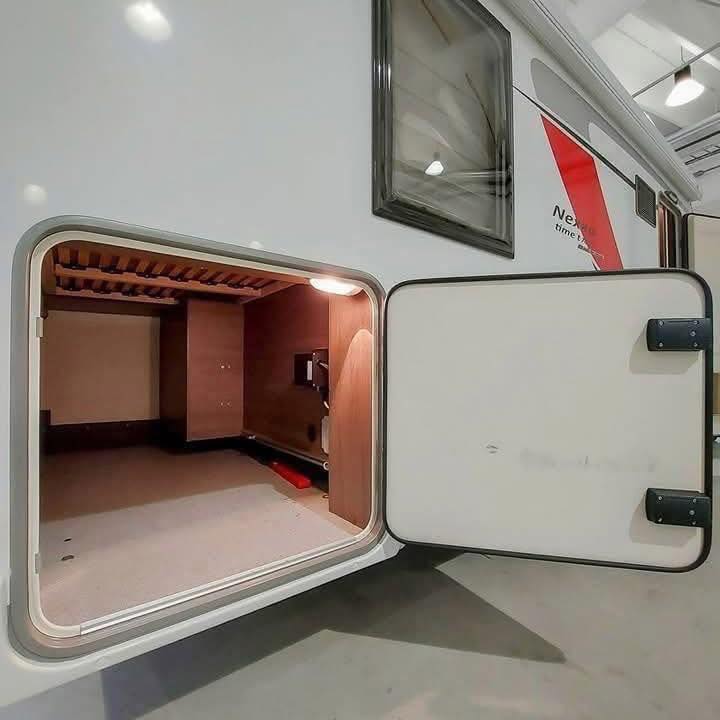 Camping car Bürstner Lians Time T 740