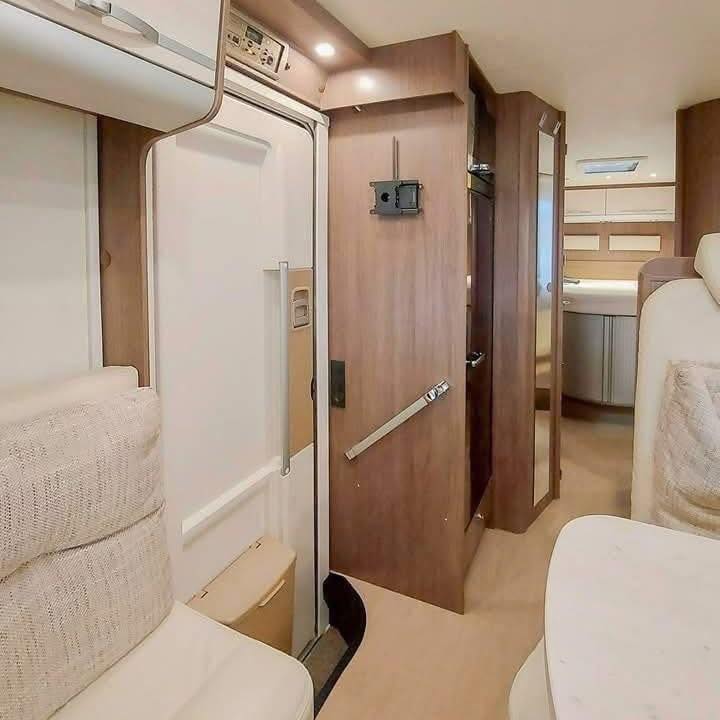 Camping car Bürstner Lians Time T 740