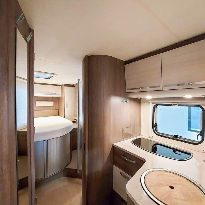 Camping car Bürstner Lians Time T 740