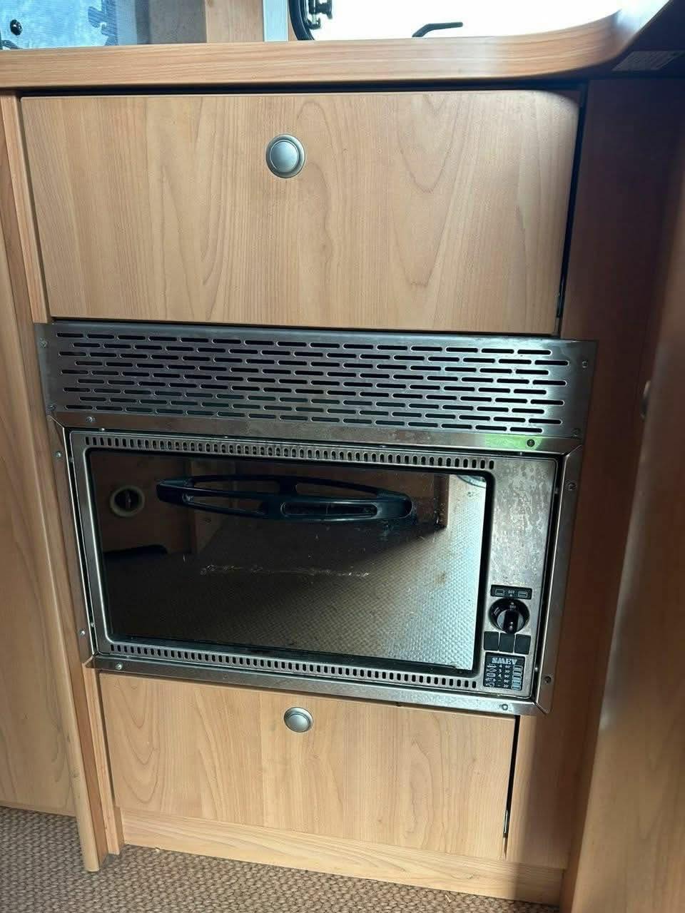 Camping car Bürstner Delfin 680